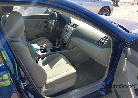 2009 Toyota Camry Le z USA, uszkodzony, nr VIN 4T1BE46K09U375527